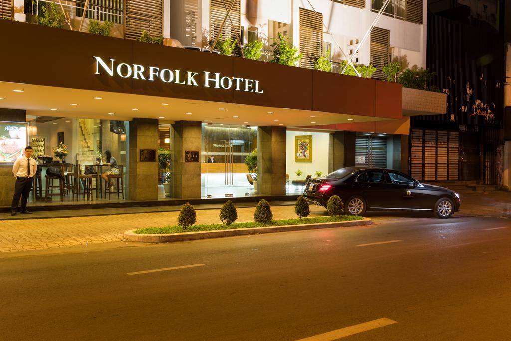 Norfolk Hotel Saigon Хошимин Экстерьер фото